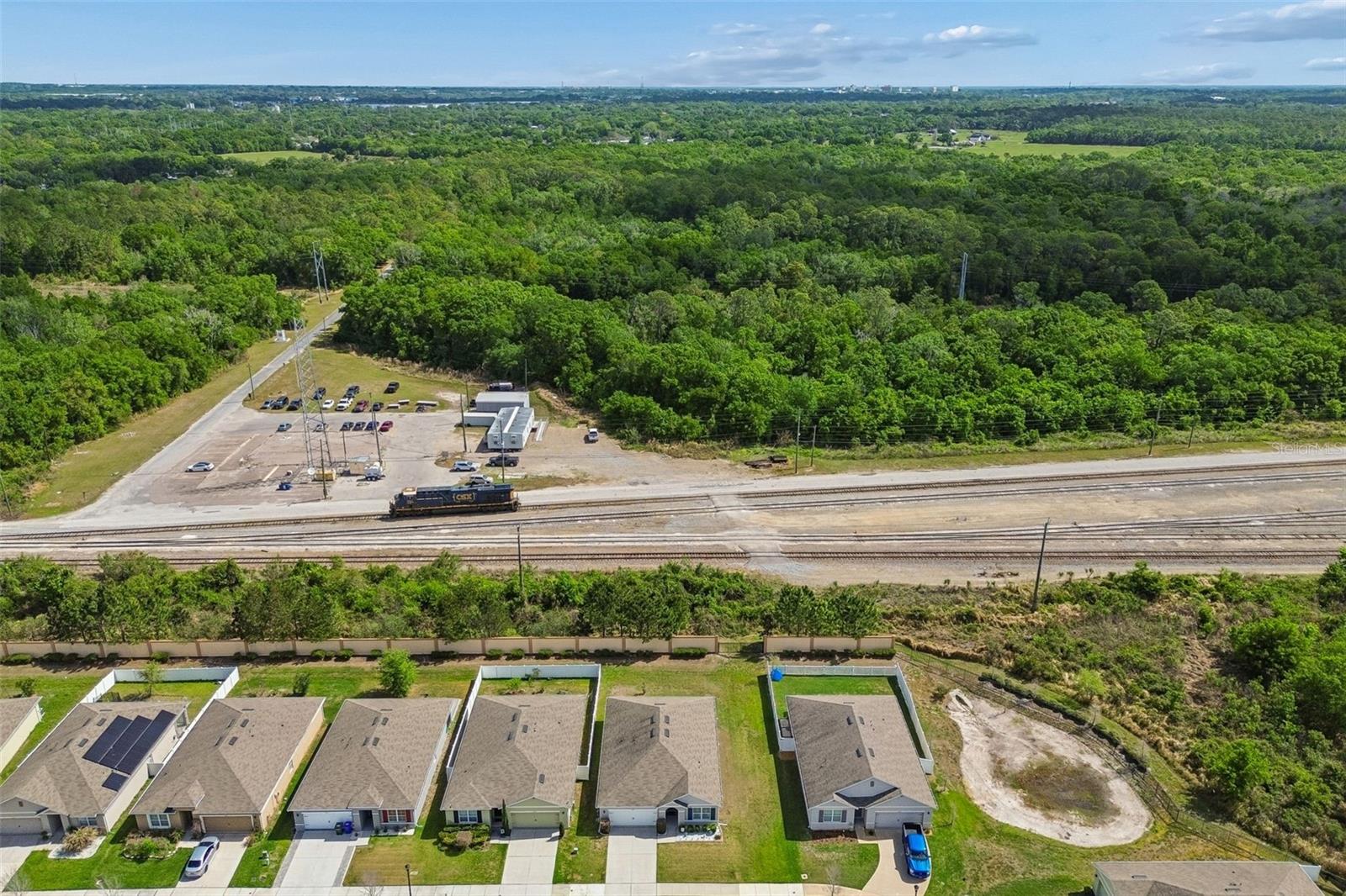 LAKES/LAUREL HLNDS PH 1E - Residential