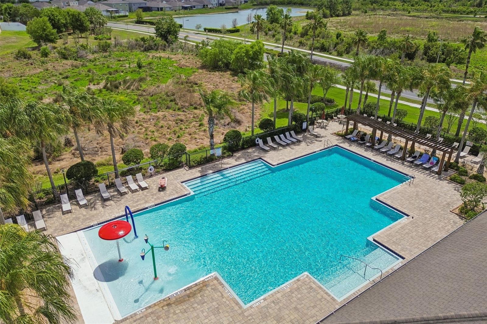 LAKES/LAUREL HLNDS PH 1E - Residential