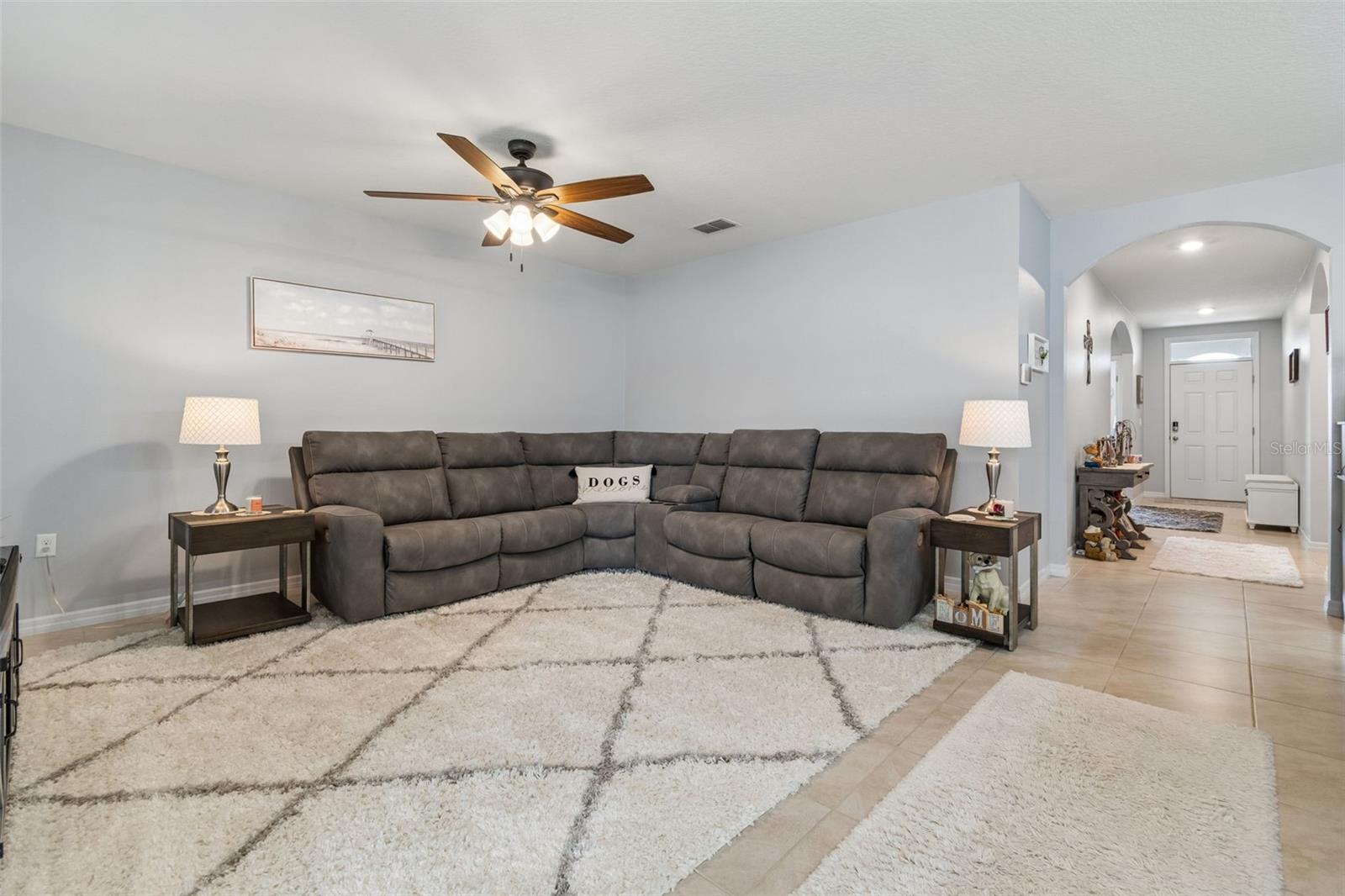 LAKES/LAUREL HLNDS PH 1E - Residential