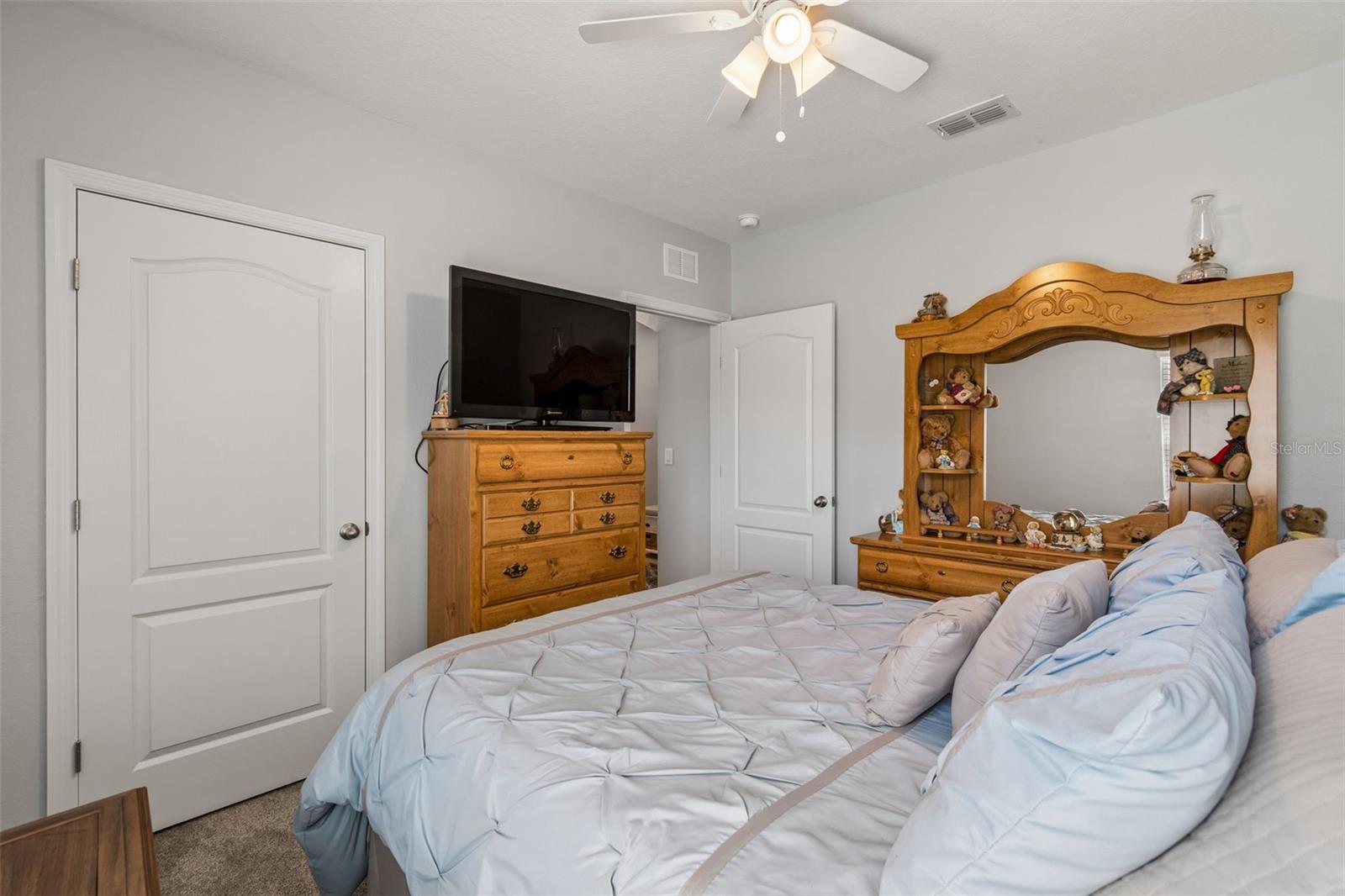 LAKES/LAUREL HLNDS PH 1E - Residential