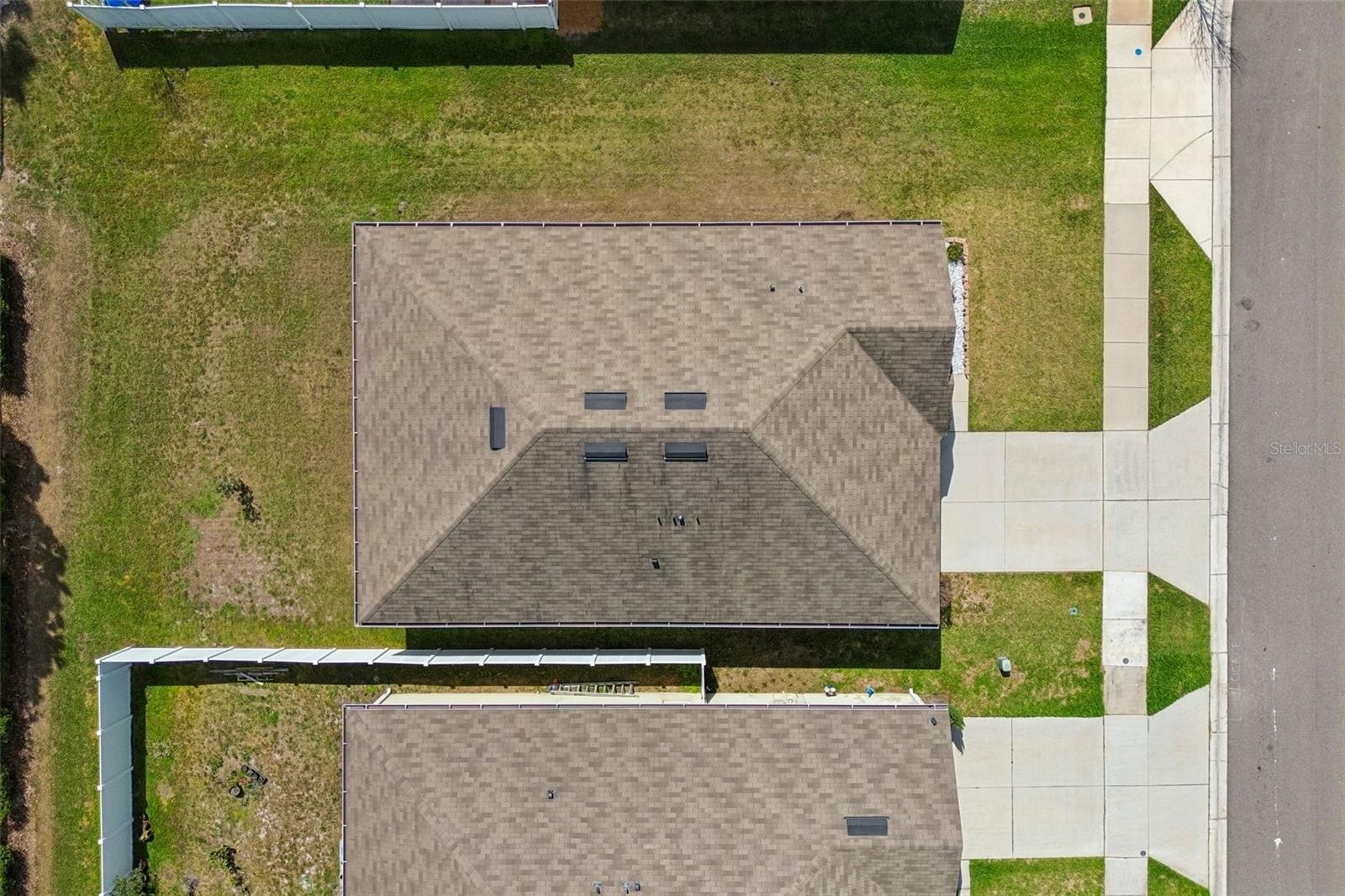 LAKES/LAUREL HLNDS PH 1E - Residential