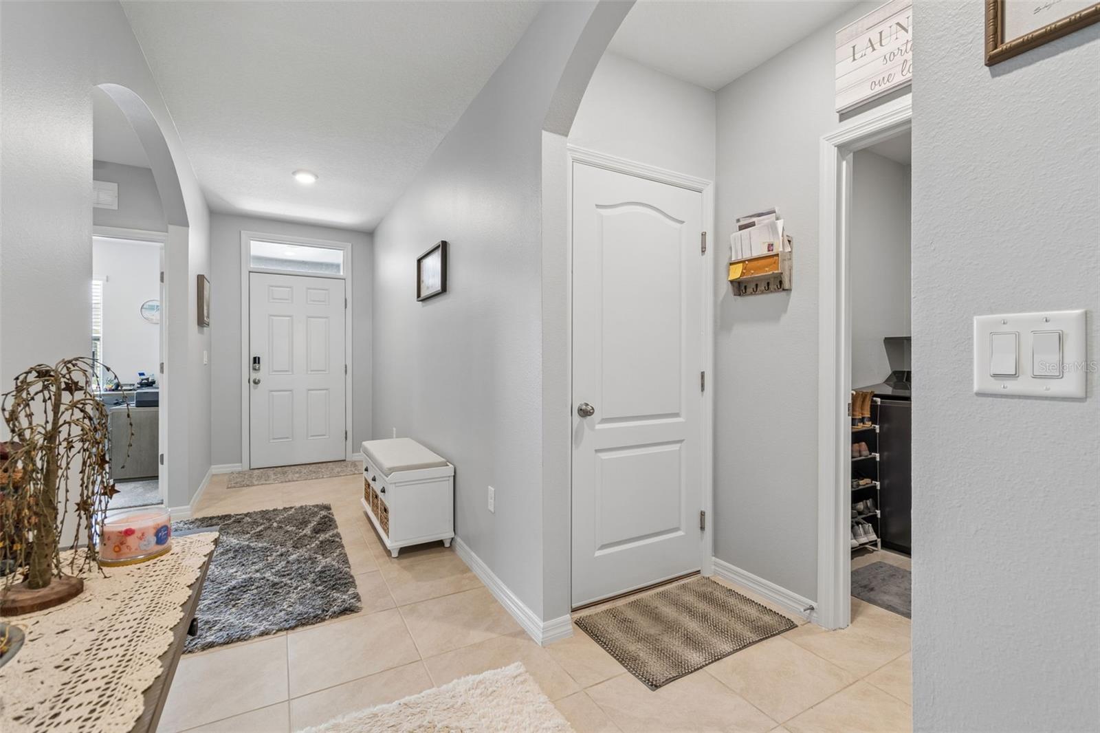 LAKES/LAUREL HLNDS PH 1E - Residential