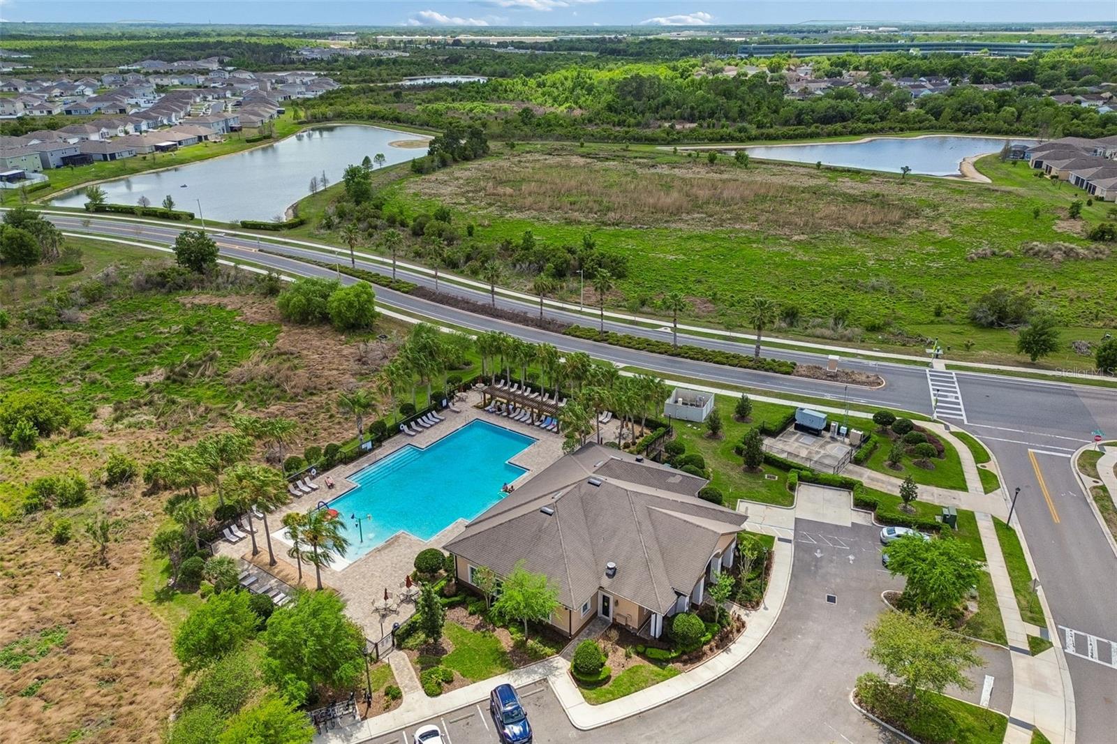 LAKES/LAUREL HLNDS PH 1E - Residential