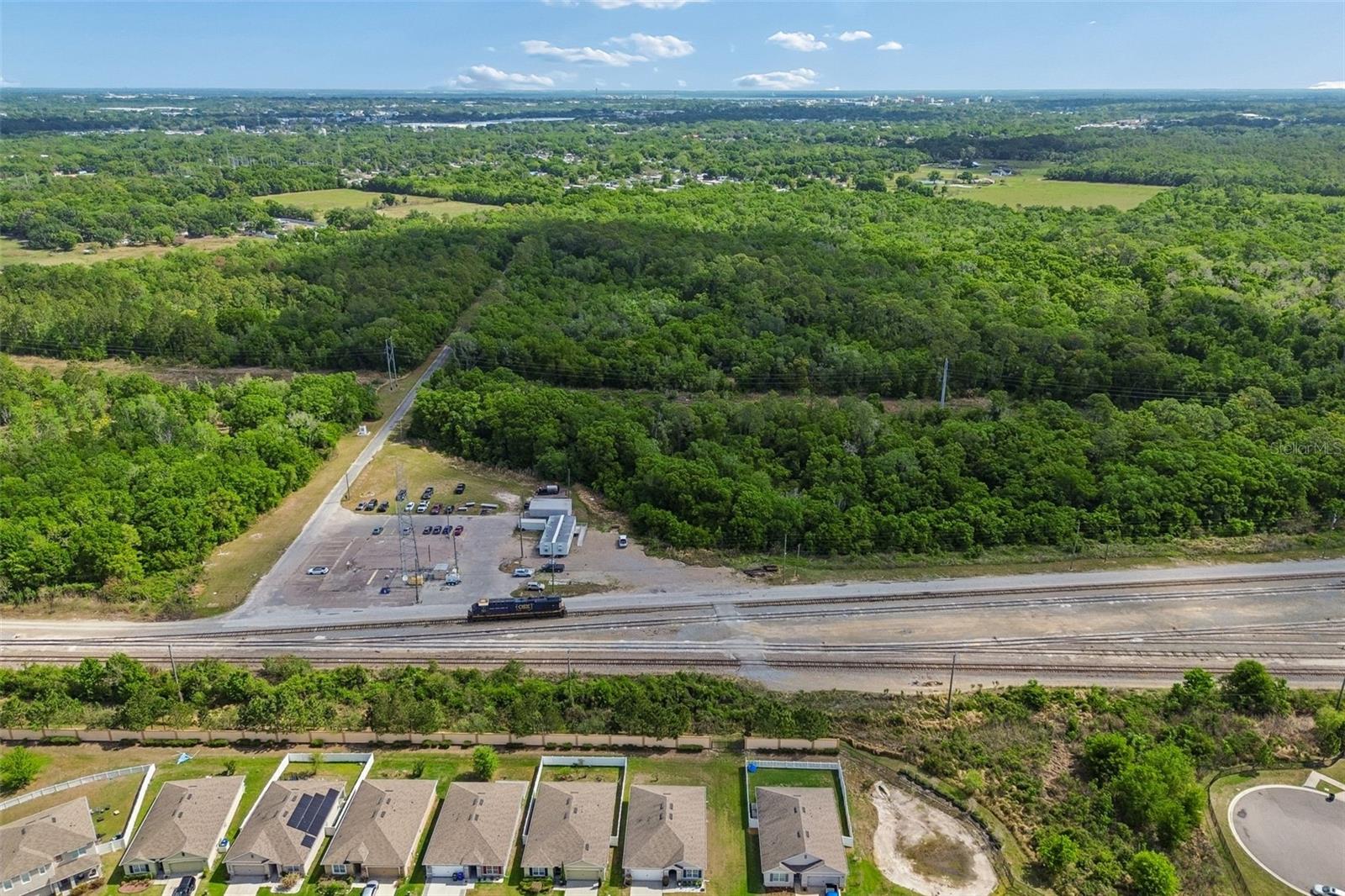 LAKES/LAUREL HLNDS PH 1E - Residential