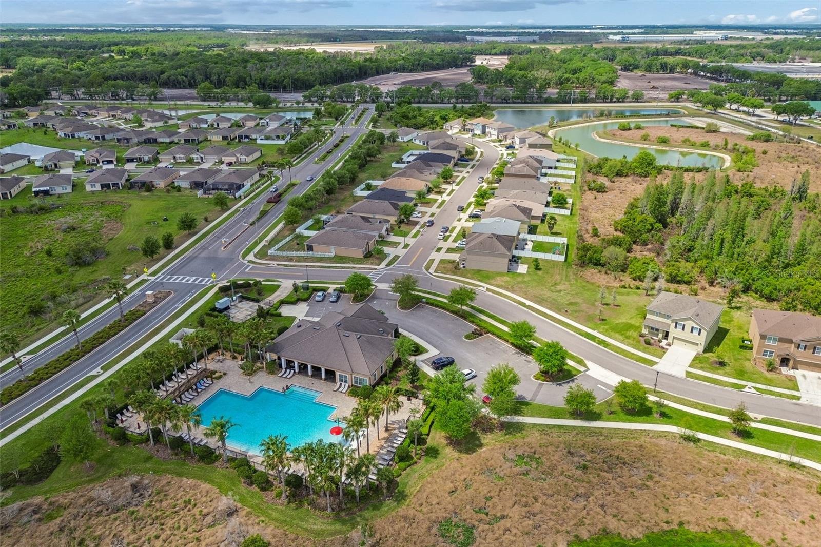 LAKES/LAUREL HLNDS PH 1E - Residential