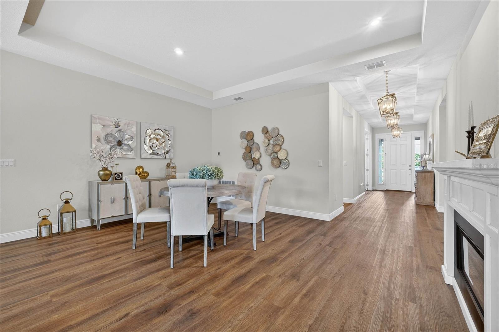 910 ZEEK RIDGE COURT