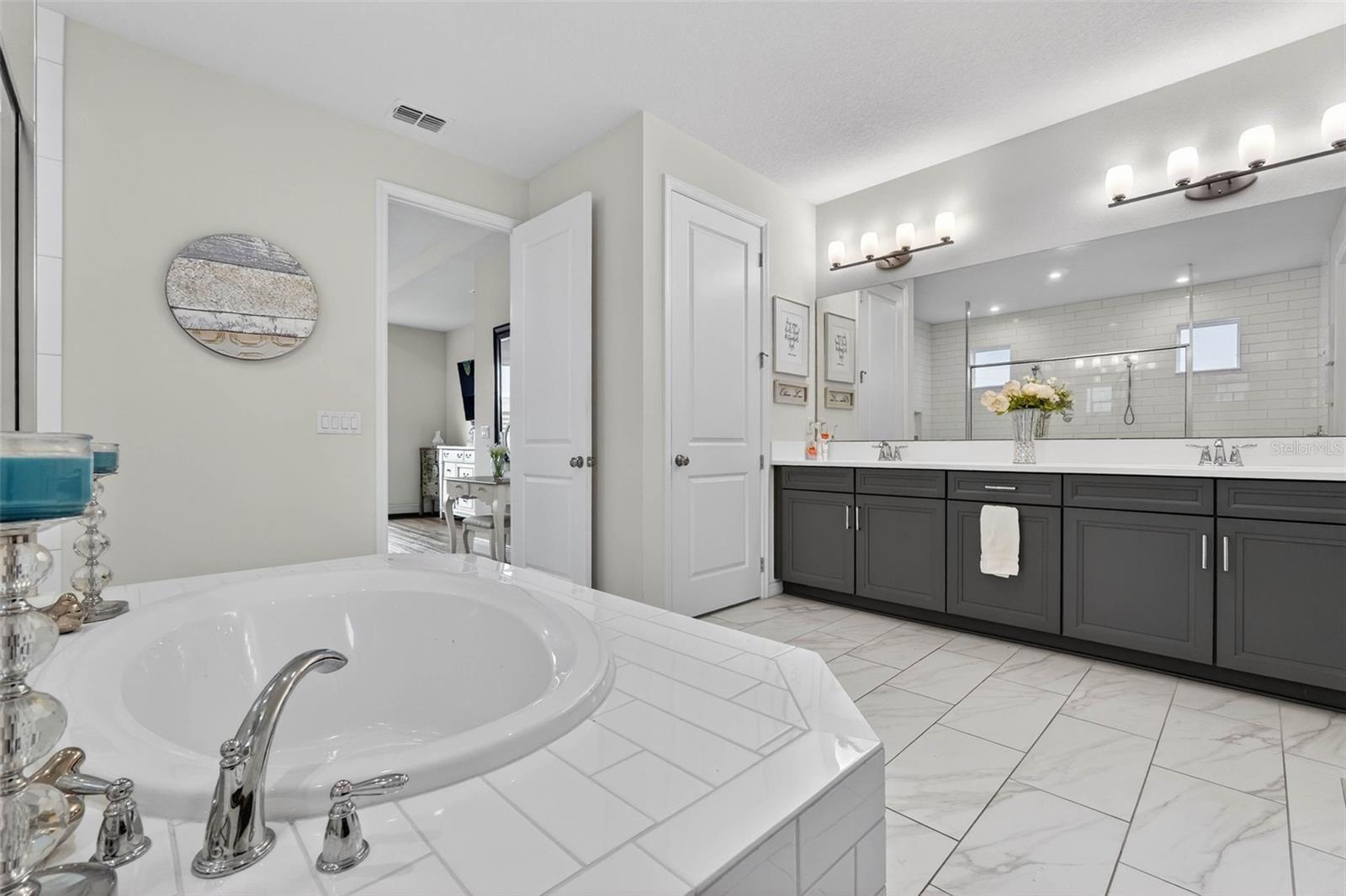 HLND RANCH/CANYONS PH 4 - Residential