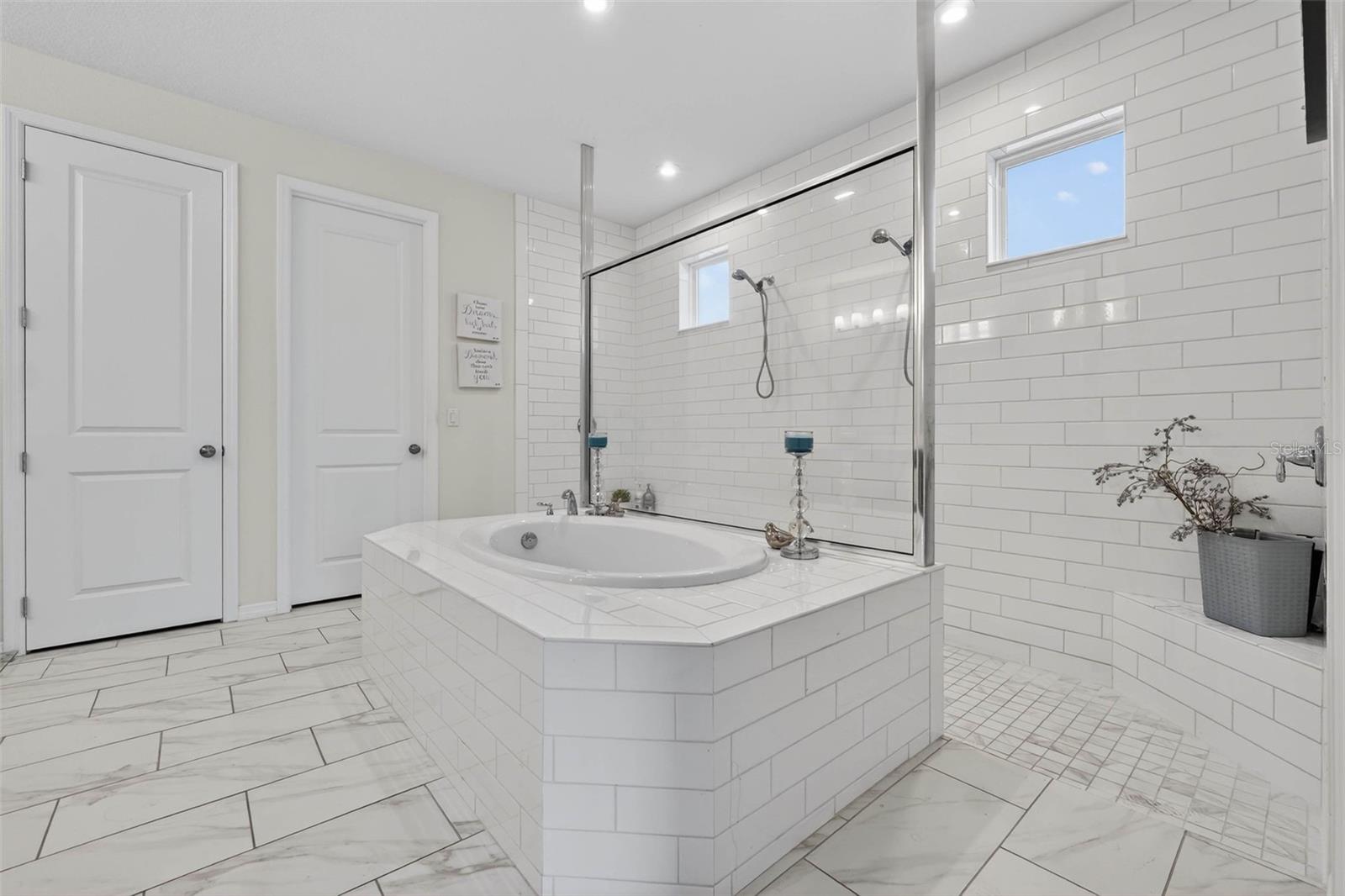 HLND RANCH/CANYONS PH 4 - Residential