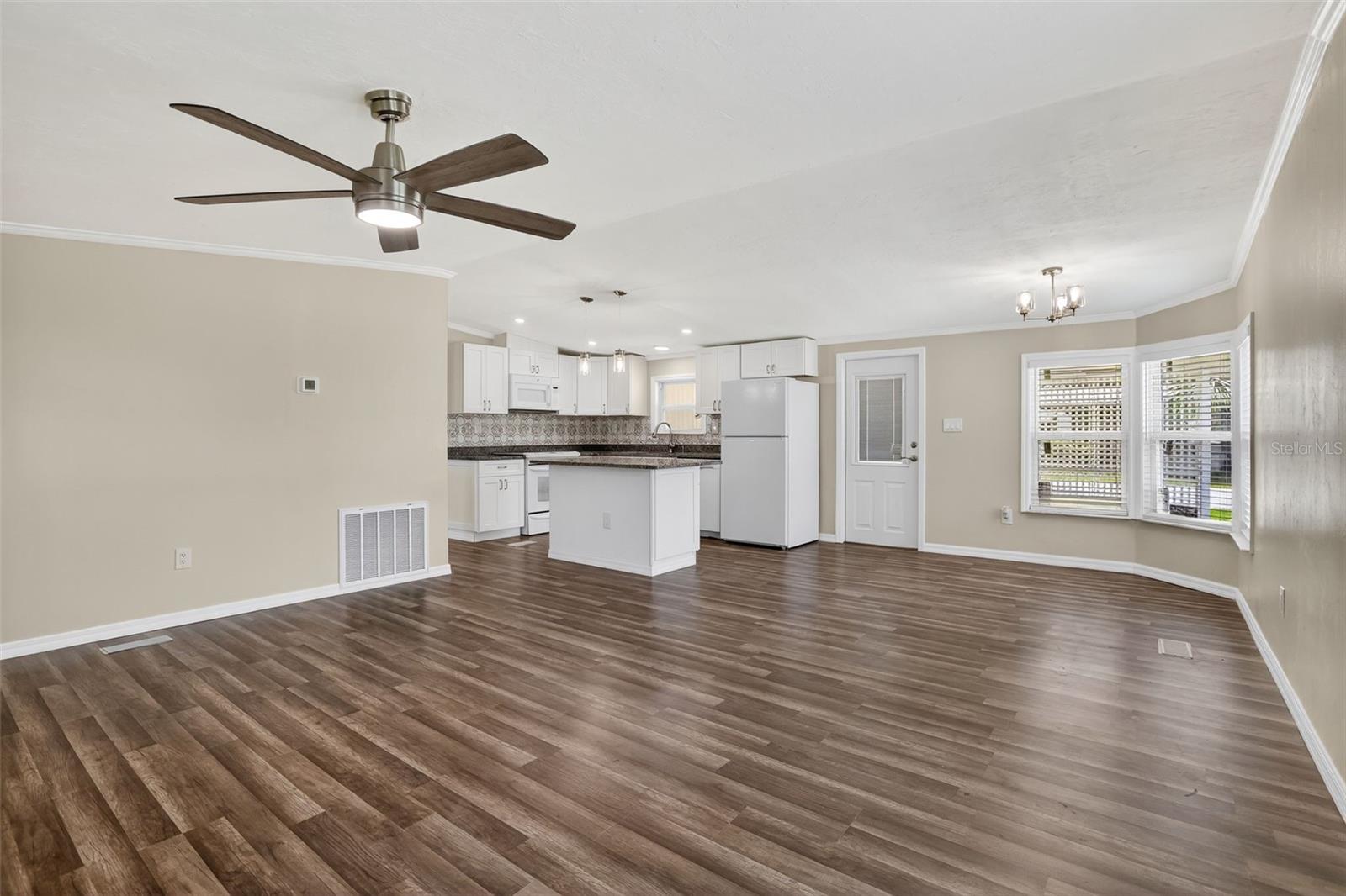 FOX RUN MOBILE HOME SUB - Residential