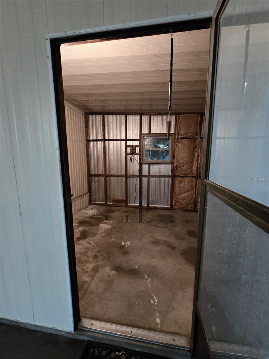 FOX RUN MOBILE HOME SUB - Residential