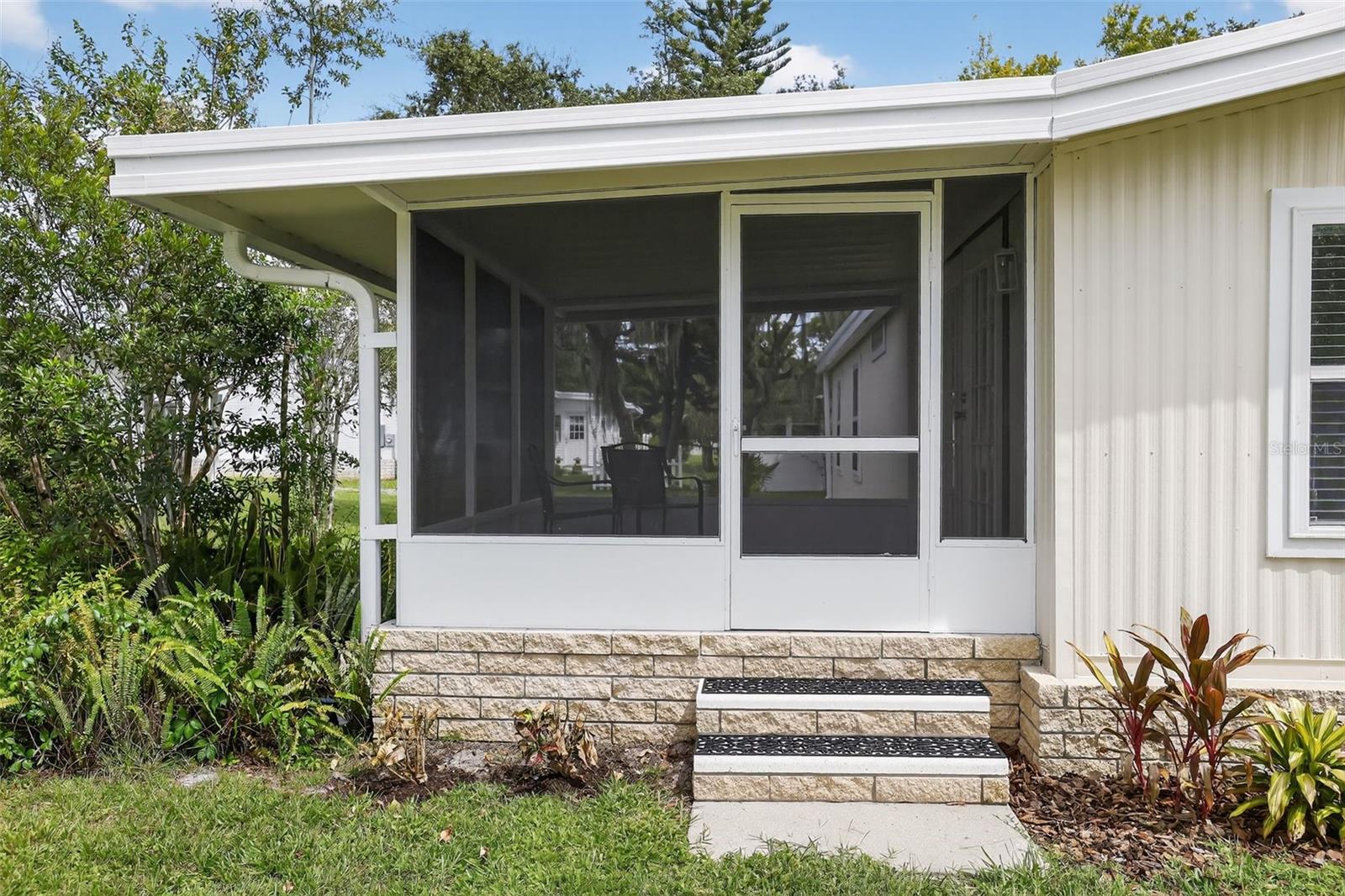 FOX RUN MOBILE HOME SUB - Residential