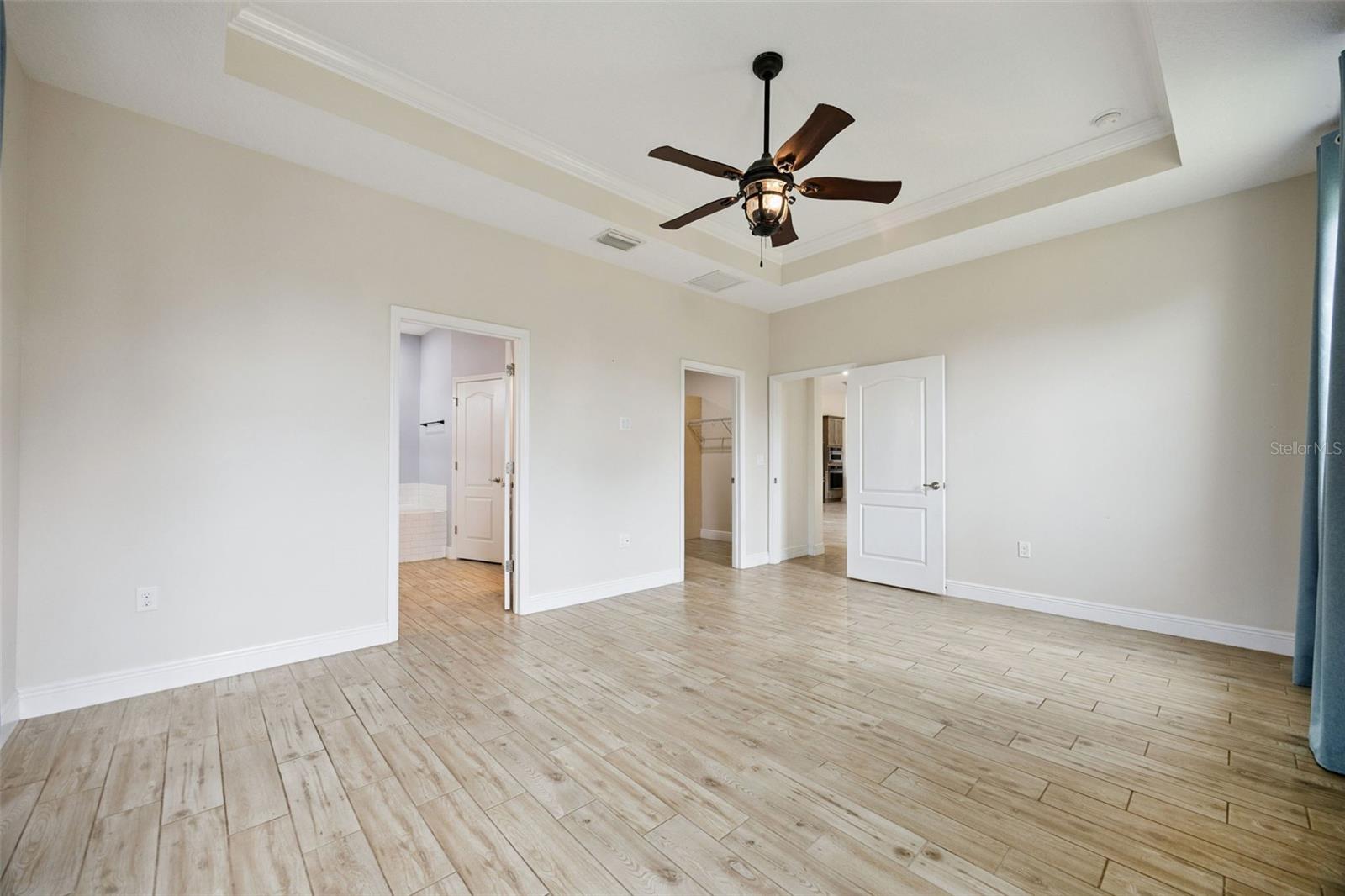 GROVELAND EAGLE POINTE PH 01 - Residential