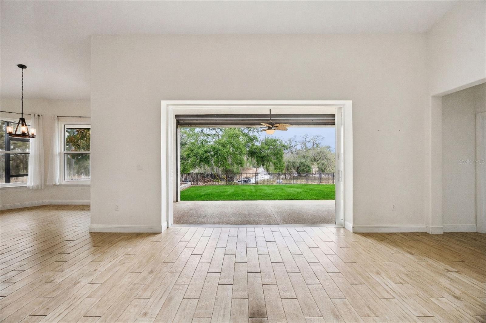 GROVELAND EAGLE POINTE PH 01 - Residential