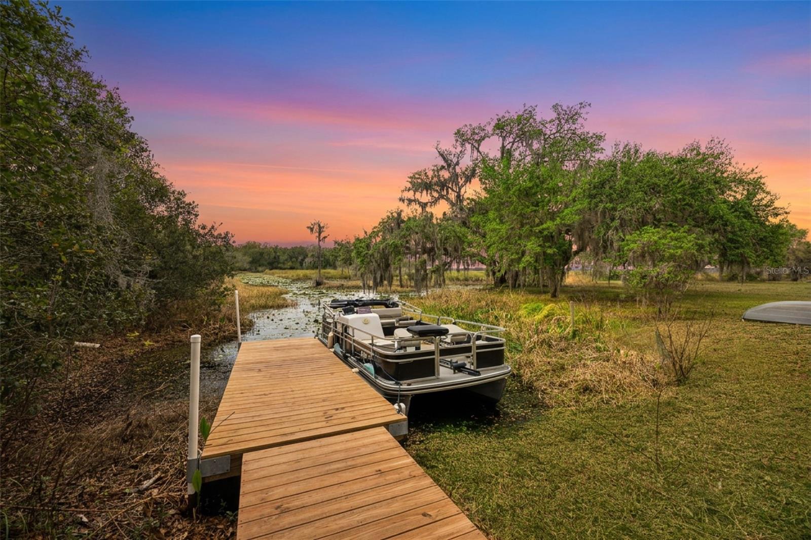 GROVELAND EAGLE POINTE PH 01 - Residential