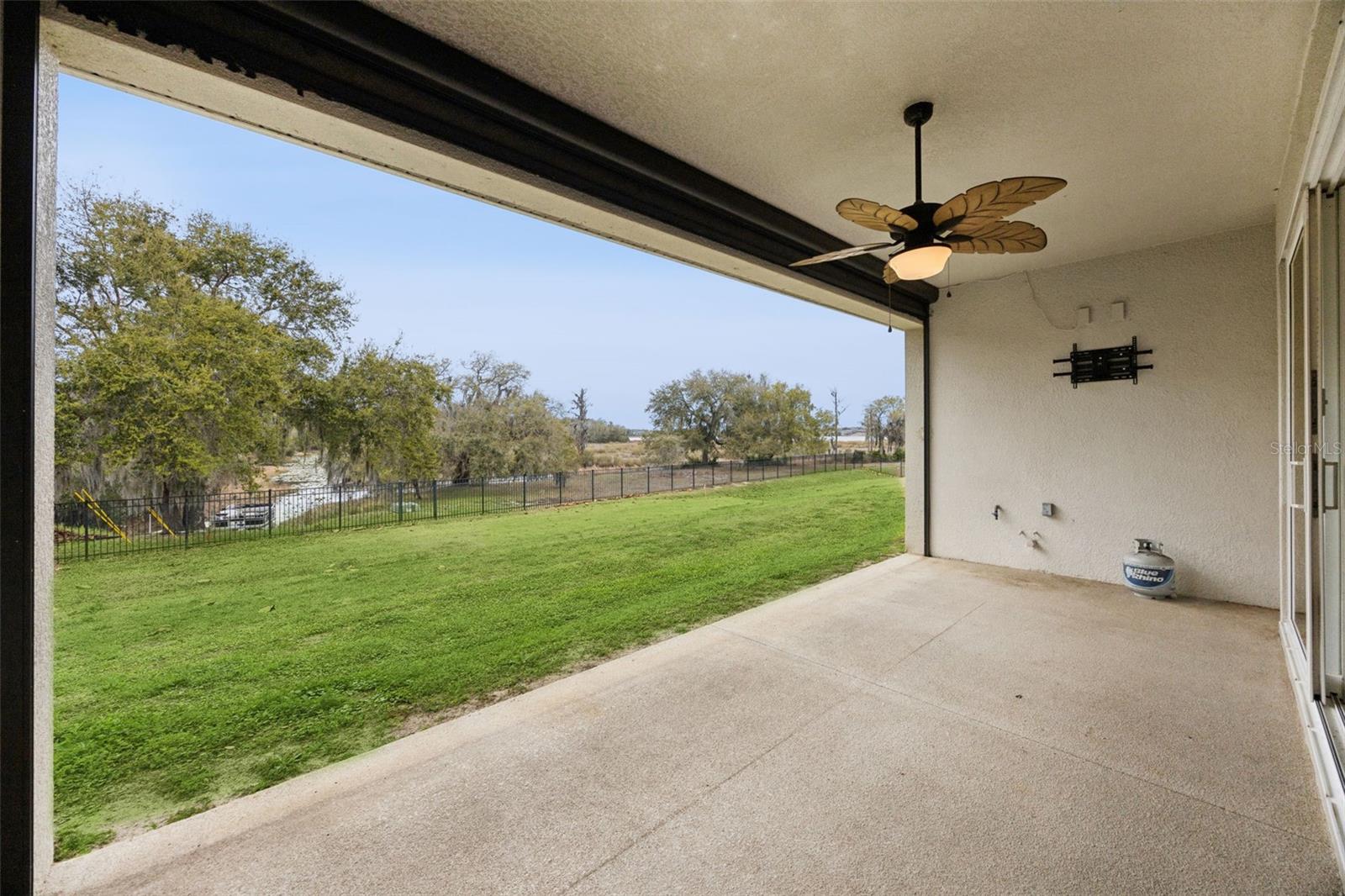 GROVELAND EAGLE POINTE PH 01 - Residential