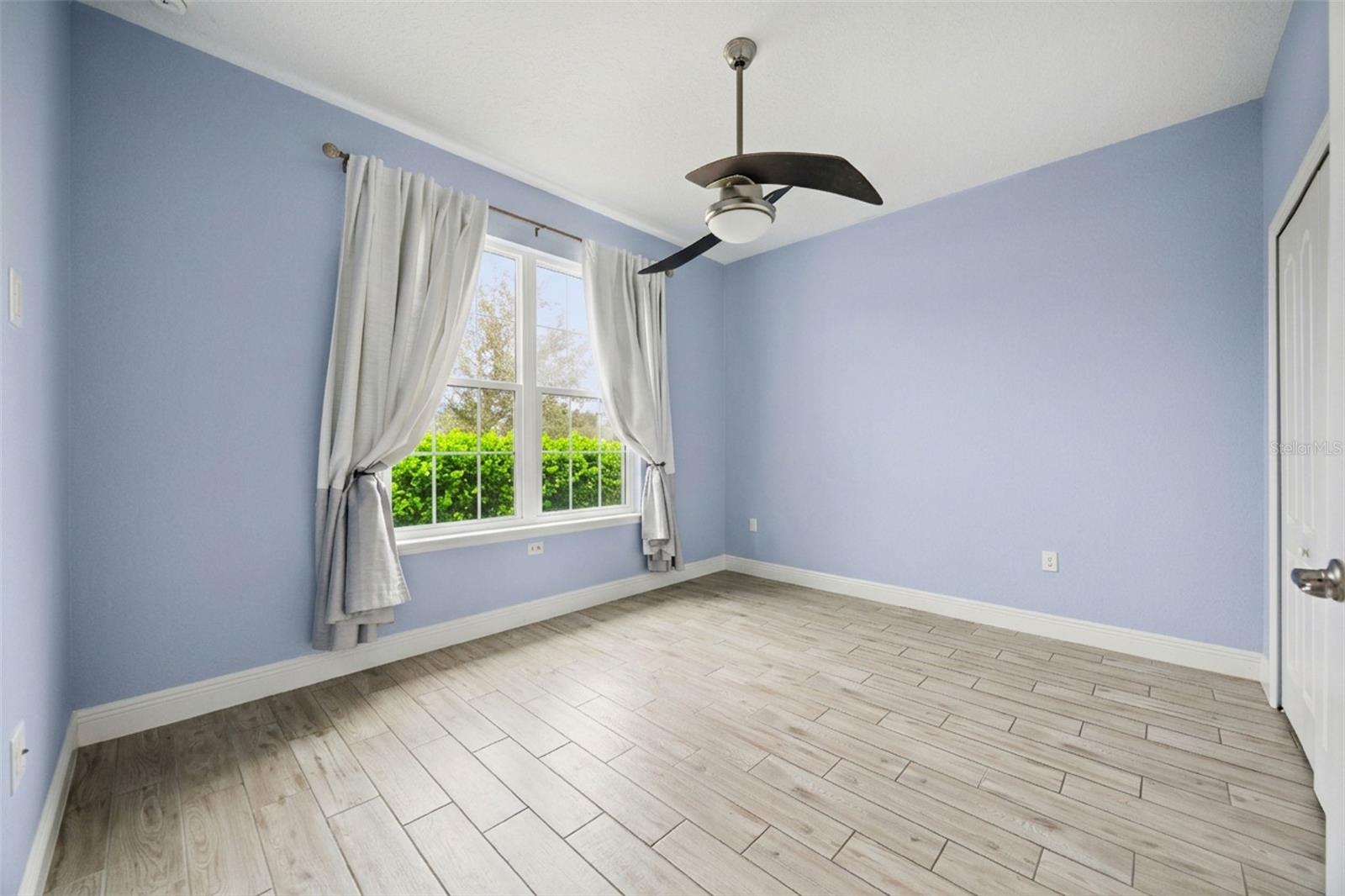 GROVELAND EAGLE POINTE PH 01 - Residential