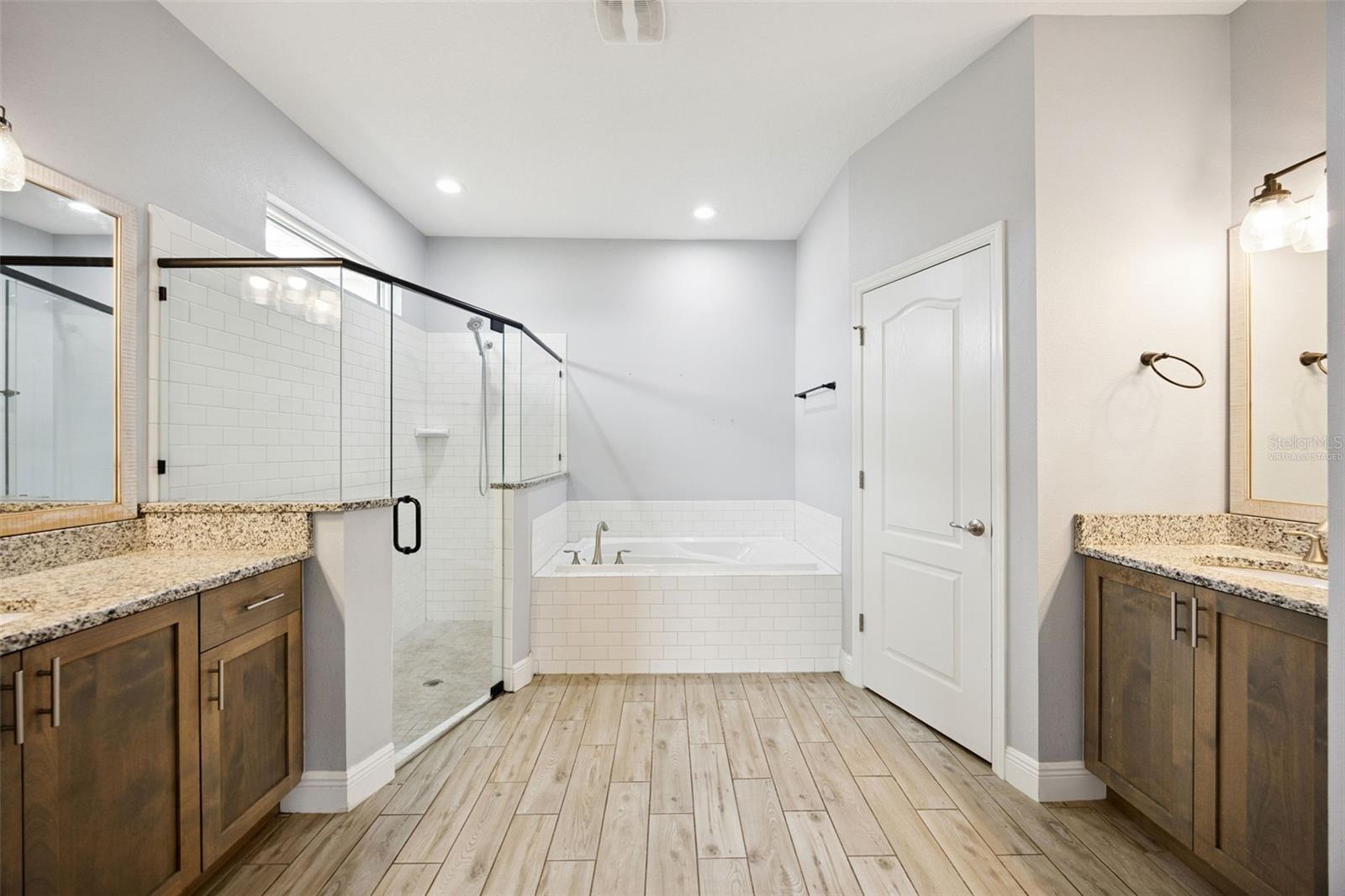 GROVELAND EAGLE POINTE PH 01 - Residential