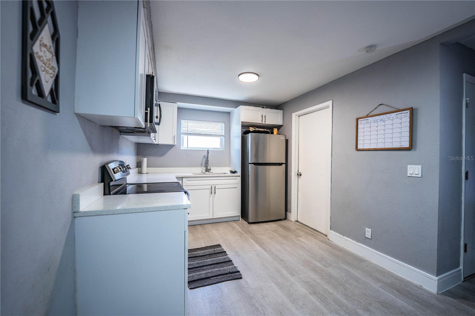 CAREFREE COVE - Residential