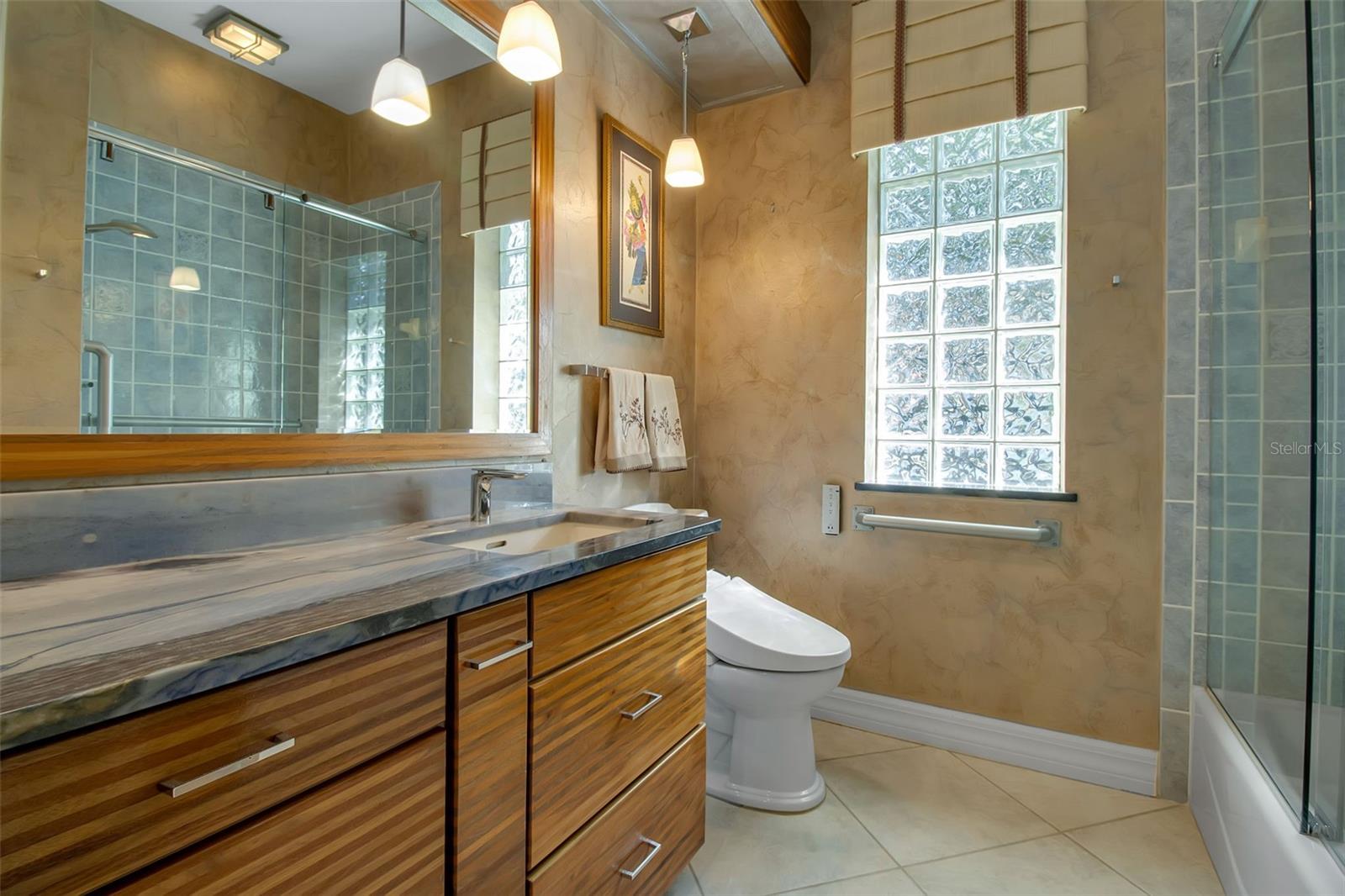 LAKEWOOD RANCH COUNTRY CLUB VILLAGE J - Residential