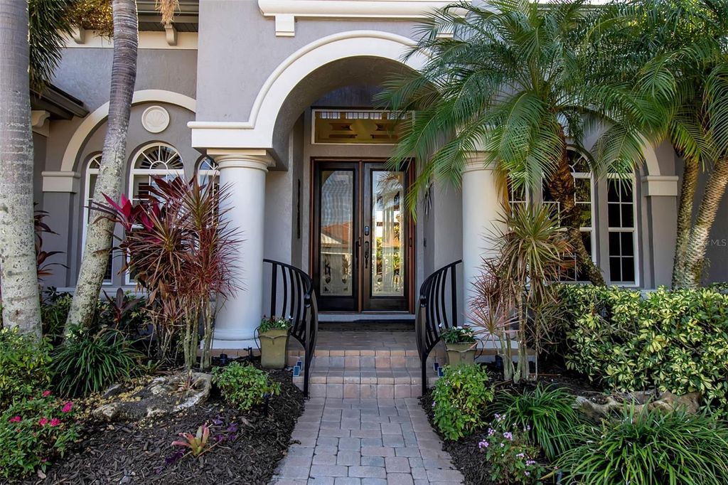 Photo of 8116 Lone Tree Glen, Lakewood Ranch, FL 34202 (MLS # A4663172)