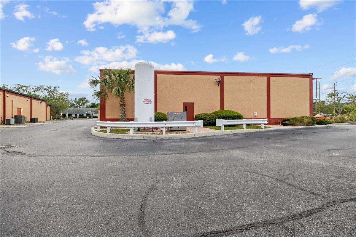3684 TAMPA ROAD 101