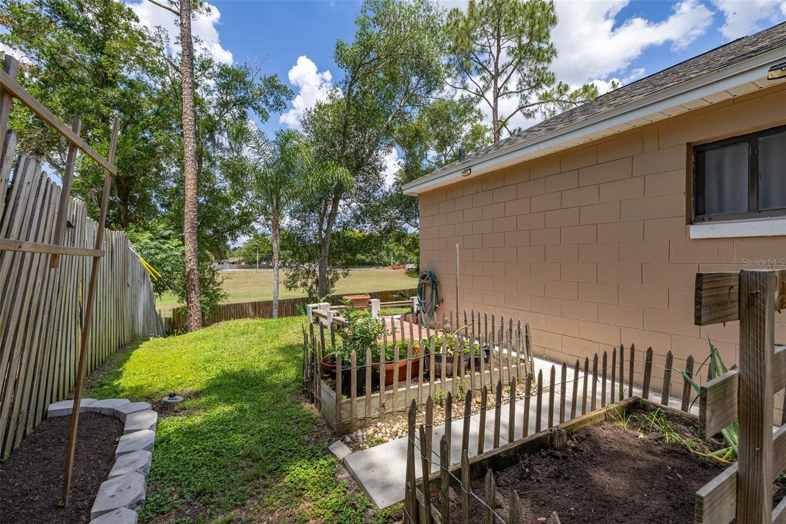 SOUTHRIDGE - Residential