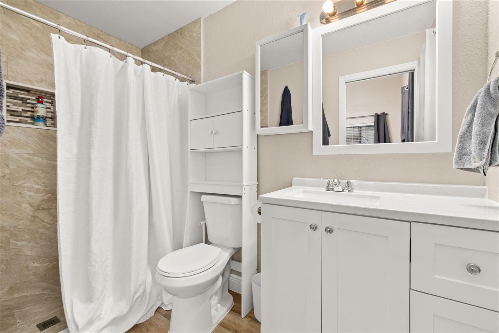 SOUTHRIDGE - Residential