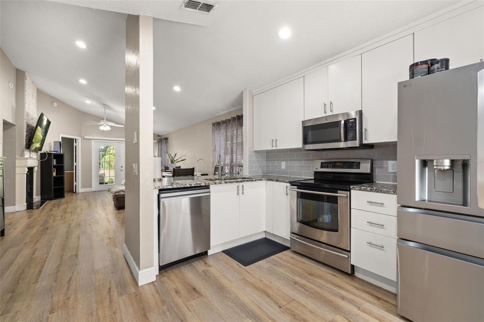 SOUTHRIDGE - Residential