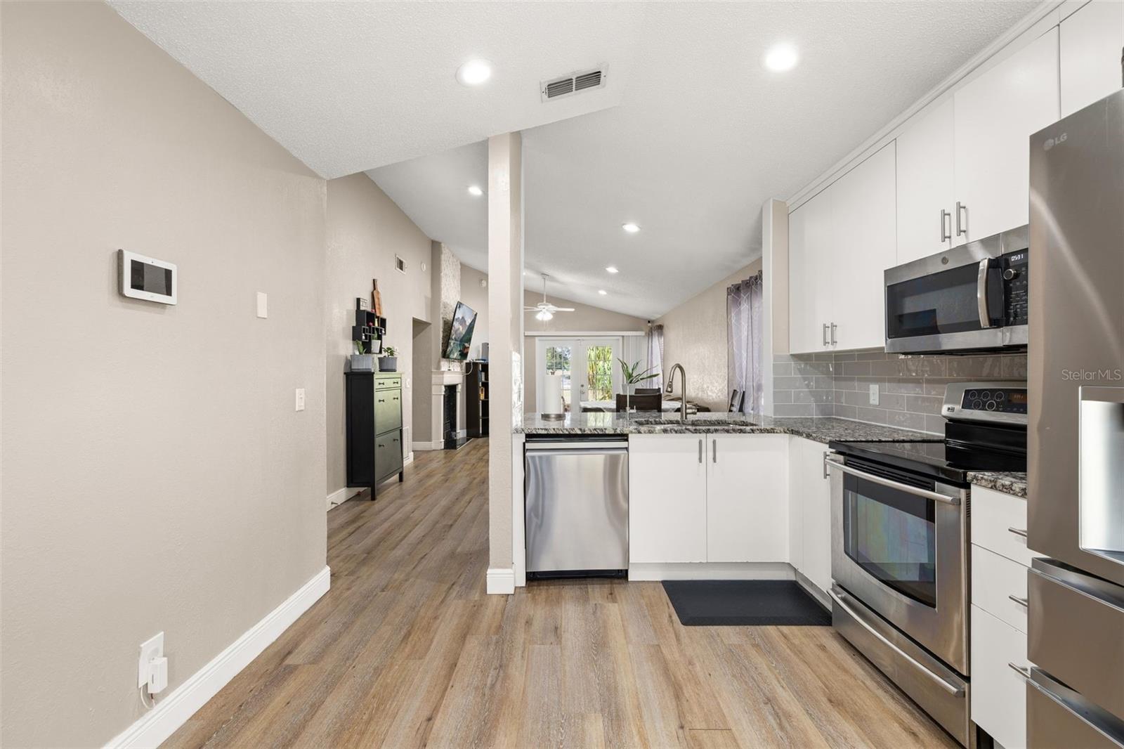 SOUTHRIDGE - Residential