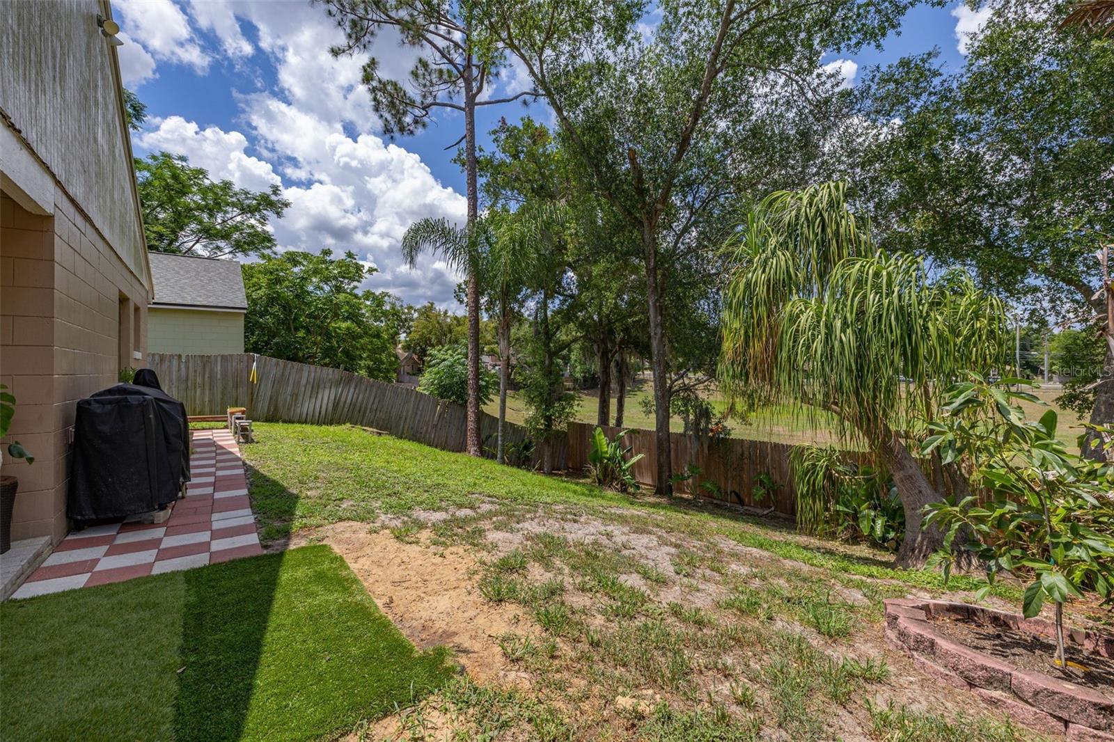 SOUTHRIDGE - Residential