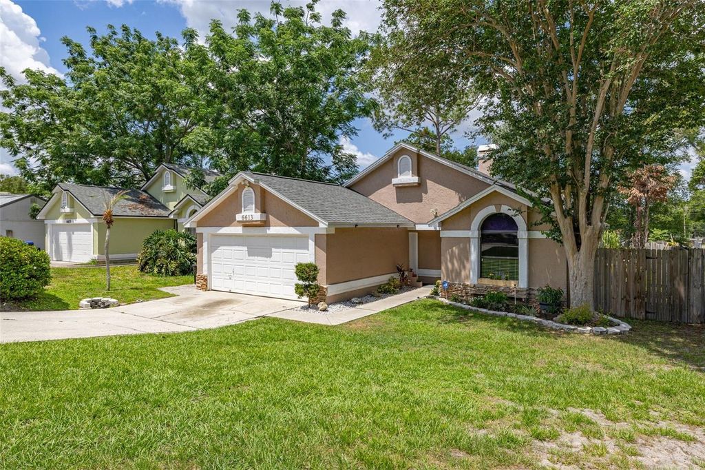 Photo of 6613 Chantry Street, Orlando, FL 32835 (MLS # O6409796)