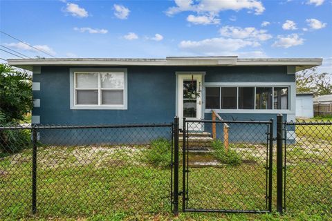 A home in TAMPA