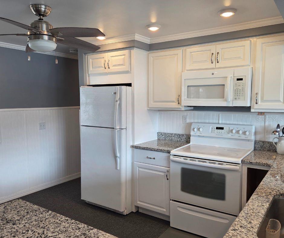 605 MICHIGAN BOULEVARD 118