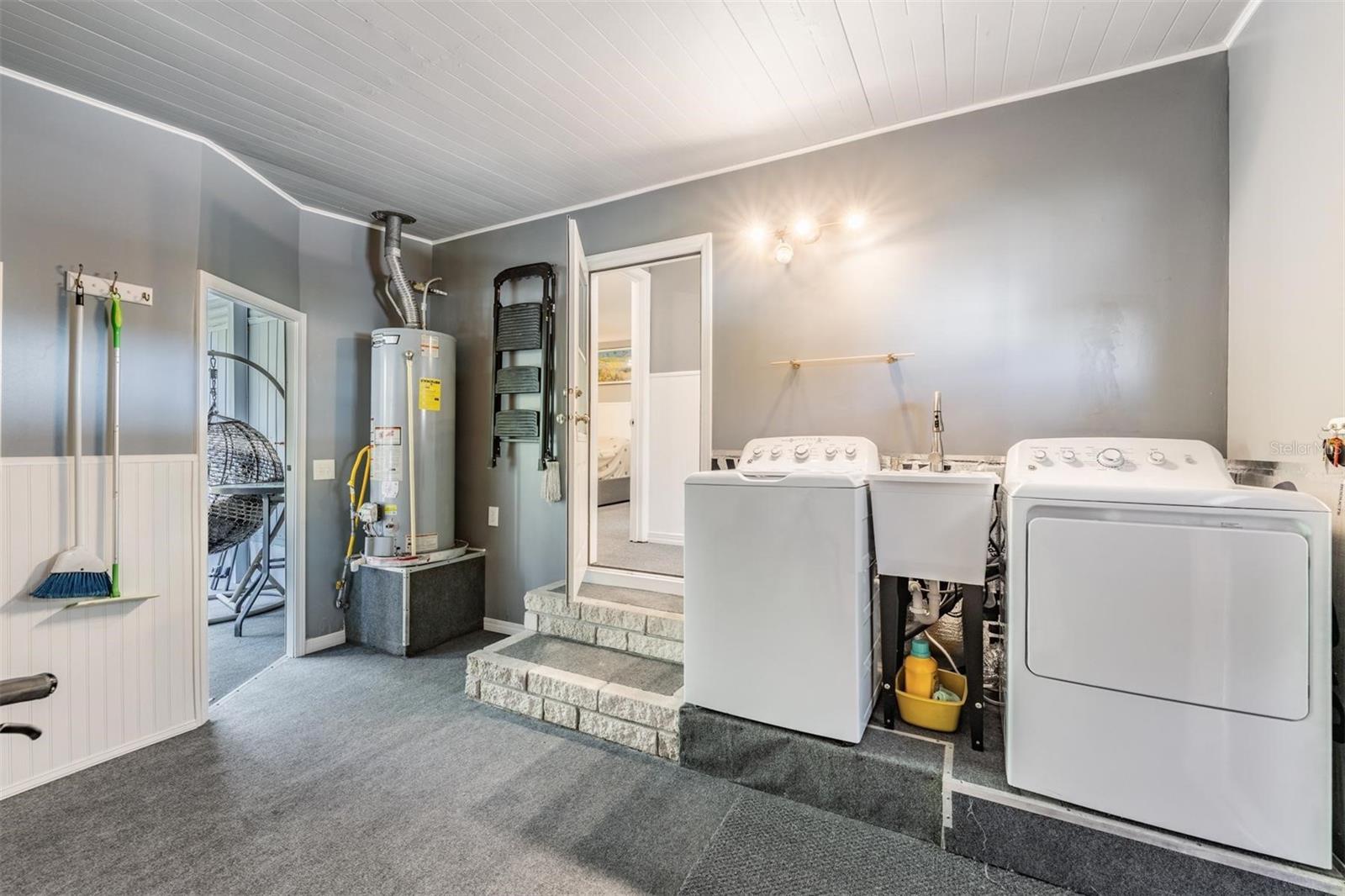 CEDAR CREEK MOBILE HOME PARK UNREC - Residential