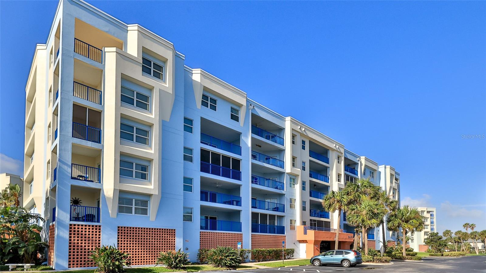 OCEAN WALK NSB BLDG 02 - Residential