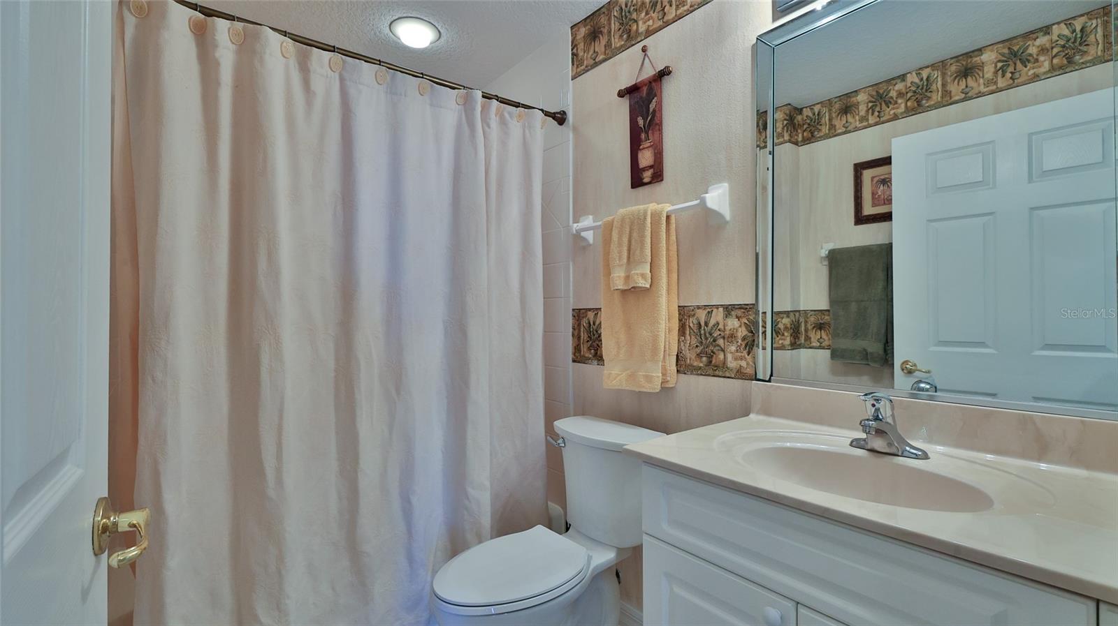 OCEAN WALK NSB BLDG 02 - Residential