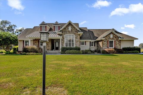 A home in BUSHNELL