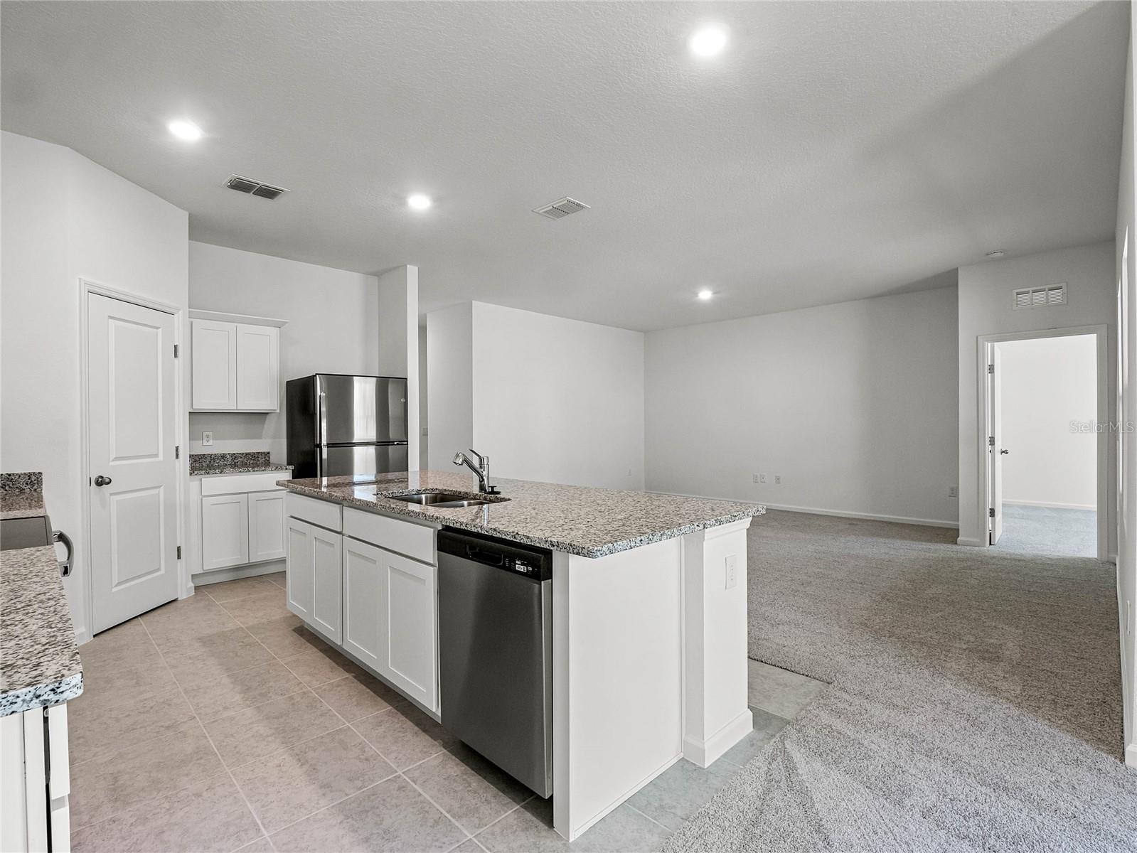 VILLAGES/MINNEOLA HILLS PH 2B - Residential Lease