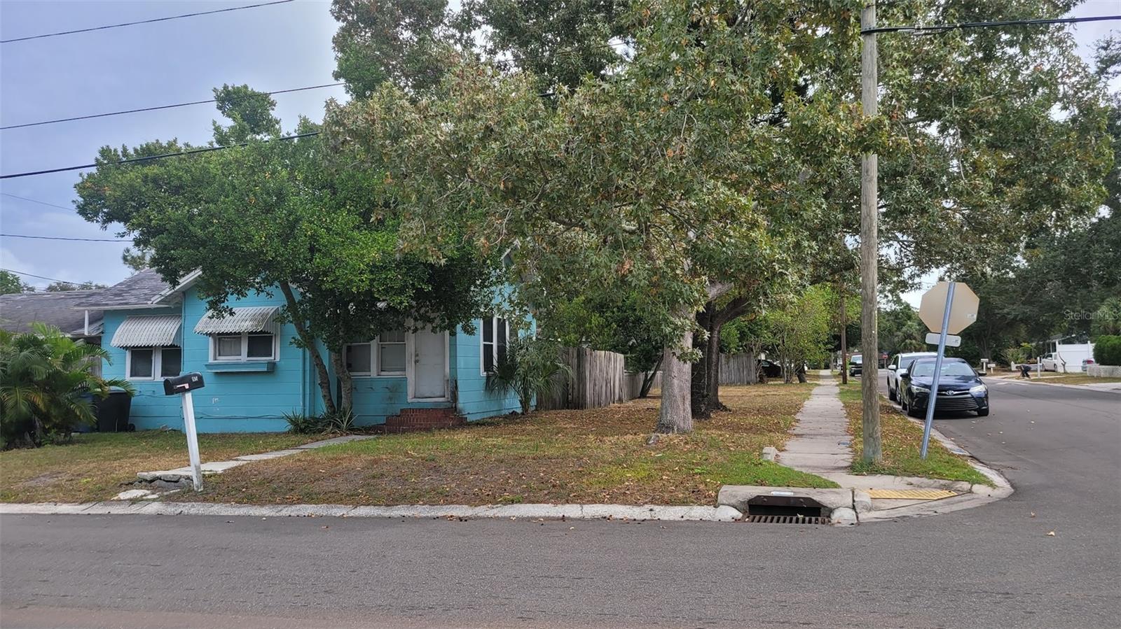 HIGHLAND GROVES - Residential Income