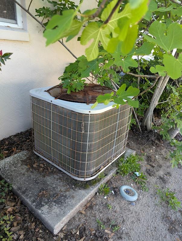 UMATILLA TWIN LAKE ESTATES SUB - Residential