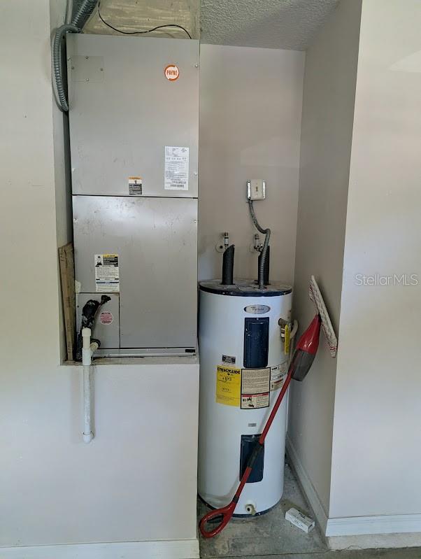 UMATILLA TWIN LAKE ESTATES SUB - Residential