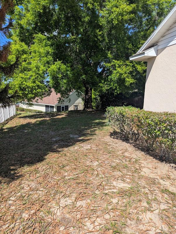 UMATILLA TWIN LAKE ESTATES SUB - Residential