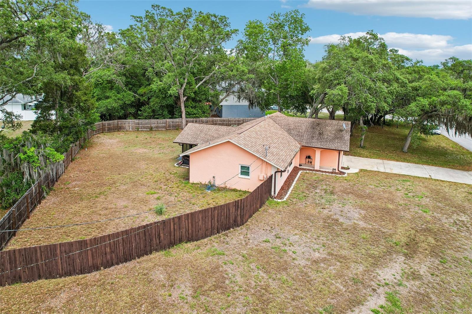 SPRING HILL - Residential