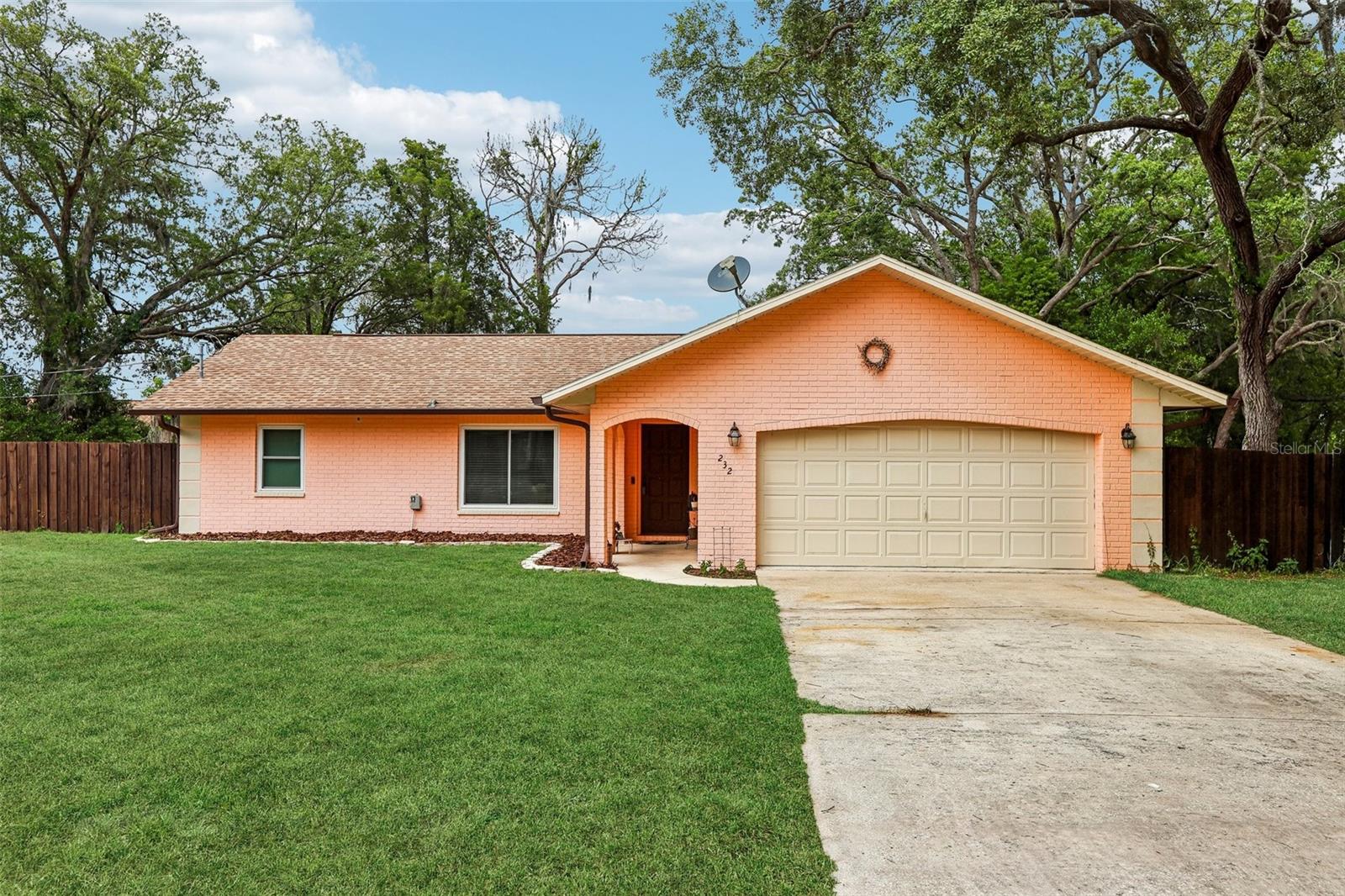 SPRING HILL - Residential