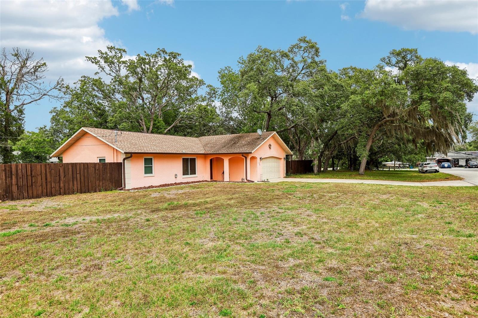 SPRING HILL - Residential
