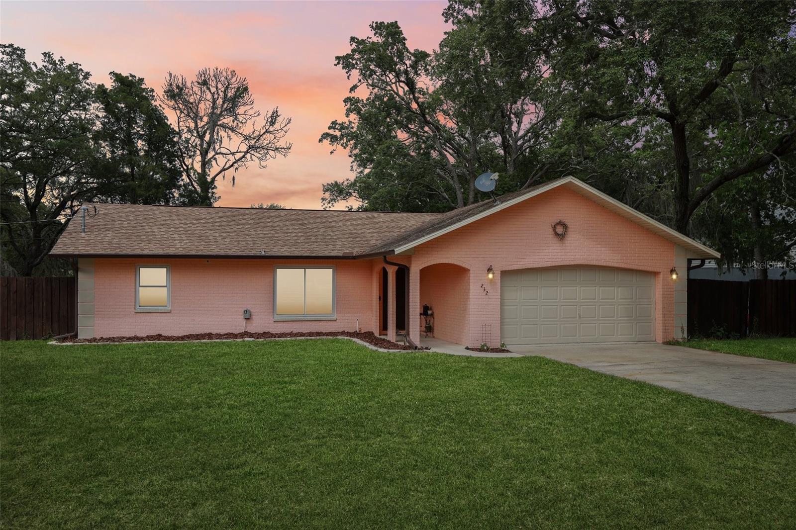 SPRING HILL - Residential