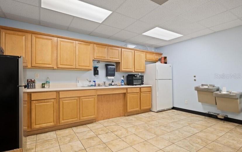 TAMPA & TARPON SPGS LAND CO - Commercial Sale