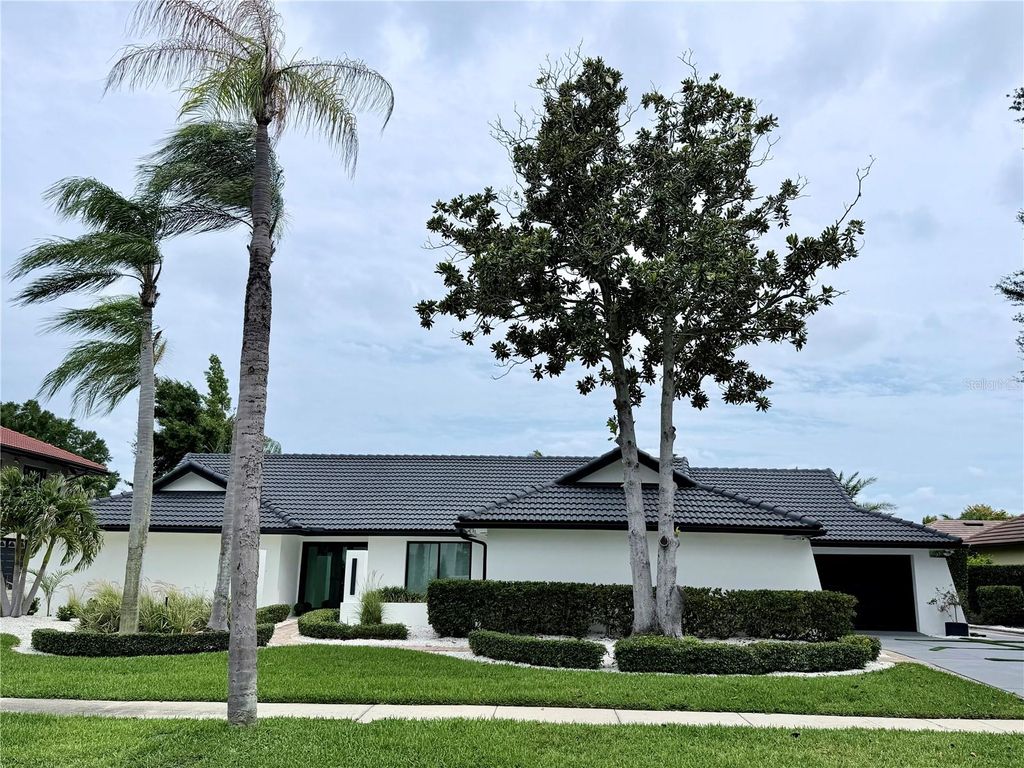 Photo of 7108 Pelican Island Drive, Tampa, FL 33634 (MLS # J1001699)