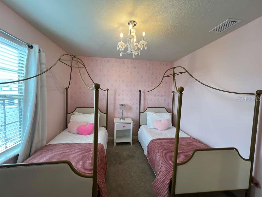 WINDSOR AT WESTSIDE PH 3 - Residential