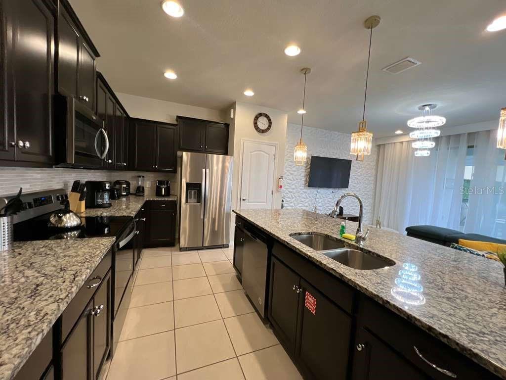 WINDSOR AT WESTSIDE PH 3 - Residential